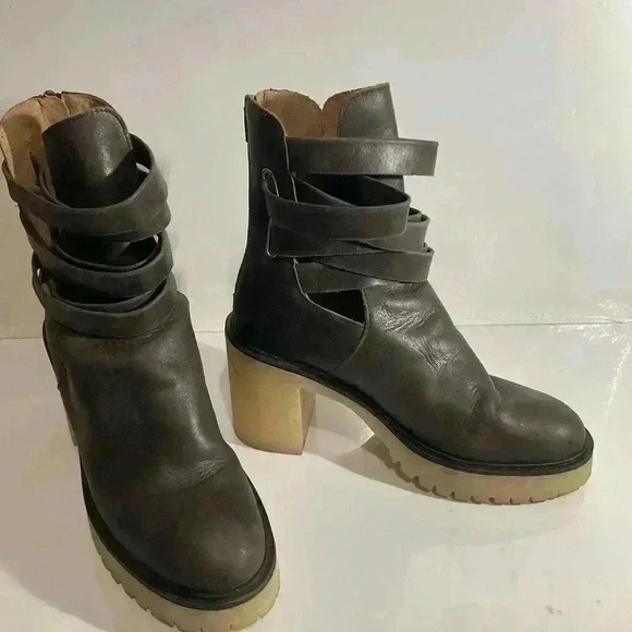 Free People Jesse Cutout boot in bitter brown women’s size 39 /9 US zip closure - Picture 1 of 8